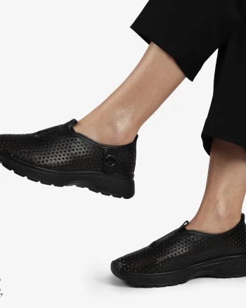 PANTOFI CASUAL dama din Piele naturala Perforata TIP SLIP-ON CRL1415 NEGRU