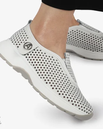 PANTOFI CASUAL dama din Piele naturala Perforata TIP SLIP-ON CRL1415 ALB
