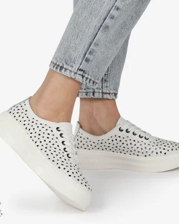 Pantofi Casual dama din Piele naturala PERFORAT USORI CU SIRET CRL1341 ALB