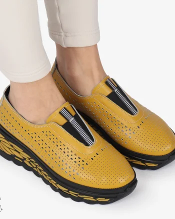 Pantofi Casual dama PERFORATI din Piele naturala CU DESIGN PE TALPA SLIP-ON CRL1338 MUSTAR