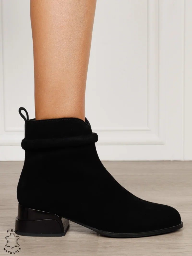 Botine damă din piele naturală Intoarsa cu detaliu decorativ la gleznă CRL1826 NEGRU