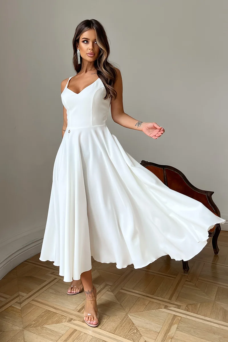Rochie de cununie civila midi, in clos, alba, cu umerii goi, vaporoasa, Fabiola