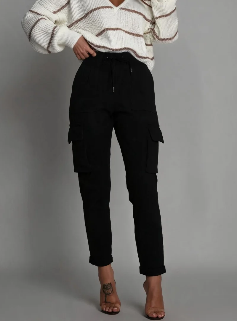 Pantaloni dama casual negri cu buzunare laterale Ereny