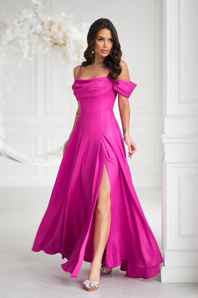 Rochie de ocazie lunga glitter roz fucsia cu umerii goi vaporoasa Delight