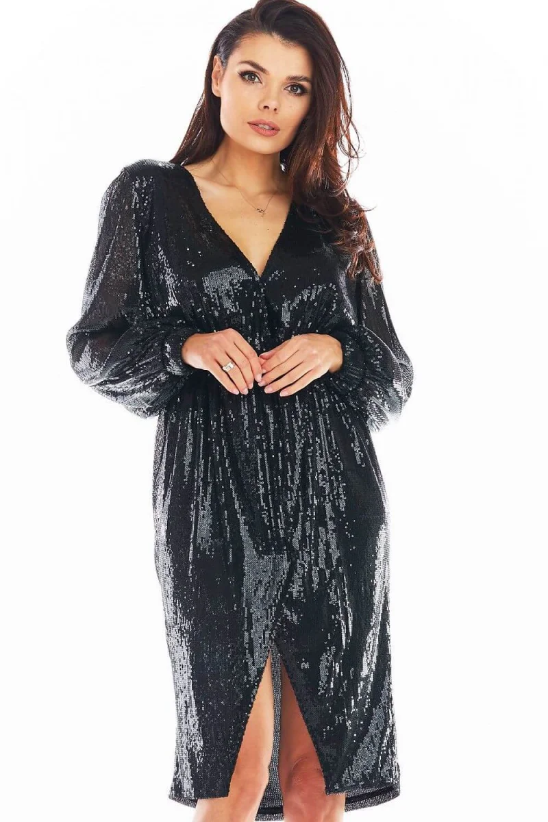 Rochie de seara eleganta midi neagra petrecuta din paiete Charme