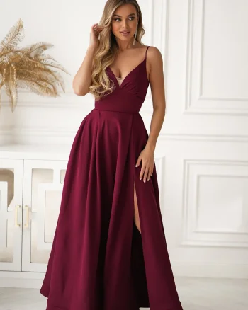 Rochie eleganta lunga burgundy cu bust tip corset vaporoasa Jasmine