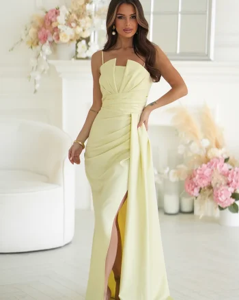 Rochie eleganta lunga galbena cu glitter mulata cu umeri goi Luxurious
