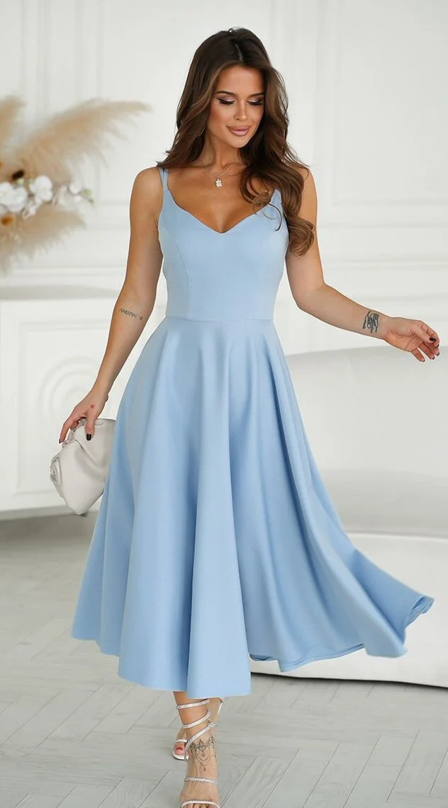 Rochie midi eleganta bleu vaporoasa cu umerii goi Fabiola