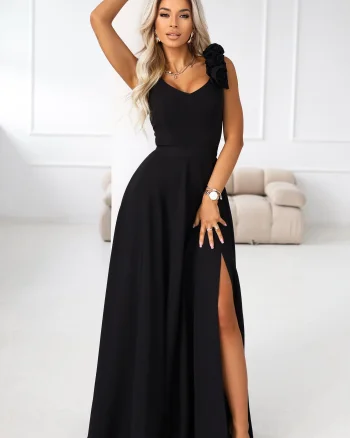 Rochie neagra eleganta lunga cu floare pe bust MoniqueW