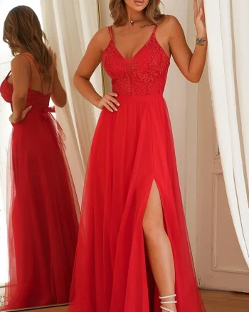 Rochie rosie lunga din tulle si dantela vaporoasa Isadora