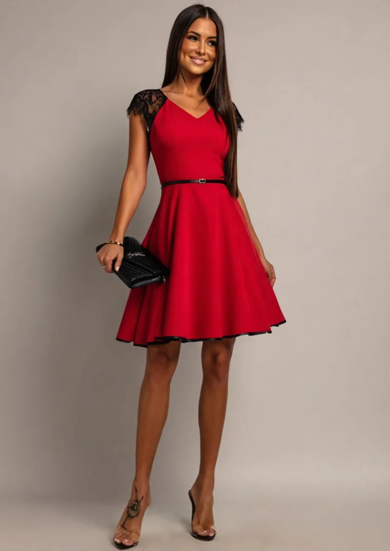 Rochie rosie scurta in clos cu maneca scurta din dantela neagra si curea Sadira