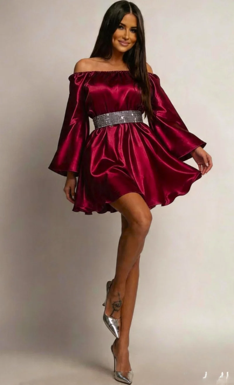 Rochie scurta baby doll din satin burgundy vaporoasa Merida