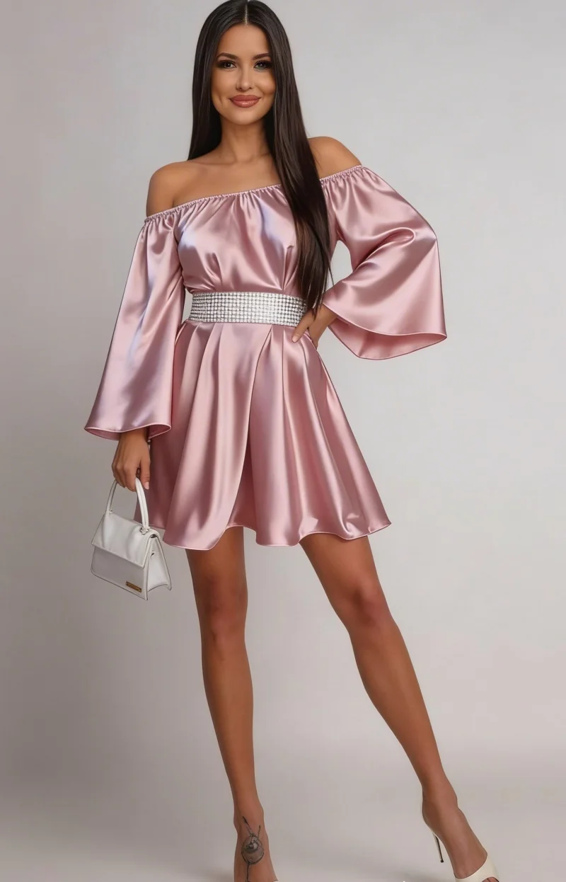 Rochie scurta din satin roz baby doll vaporoasa Merida