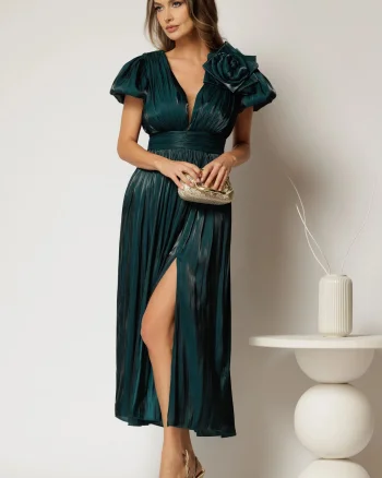 Rochie midi turcoaz de ocazie din voal peliculizat si detaliu amplu floral