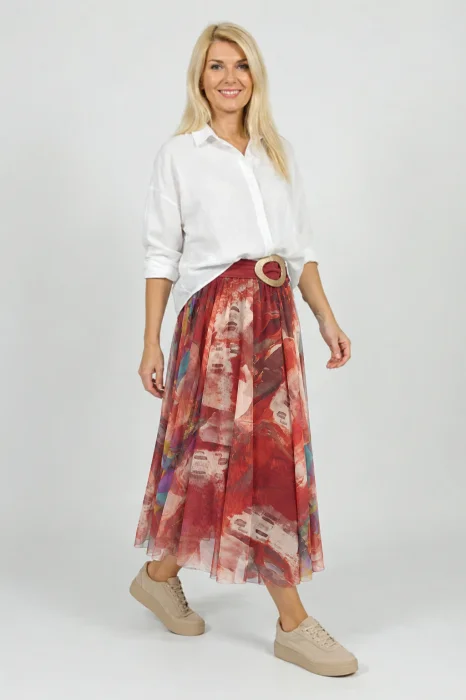 Fusta clos din tulle cu imprimeu pictural multicolor pe fond caramiziu