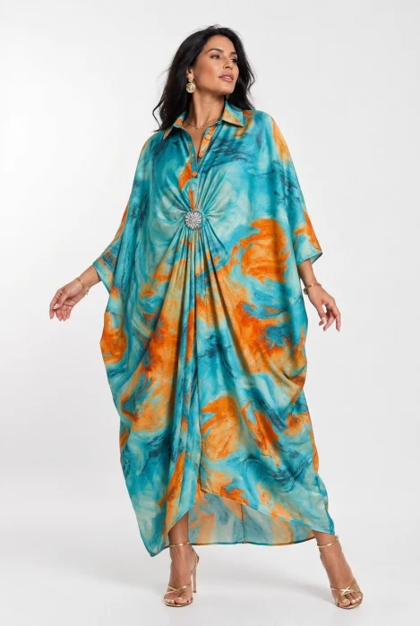 Rochie maxi tip caftan cu imprimeu aqua portocaliu, drapaj si brosa detasabila