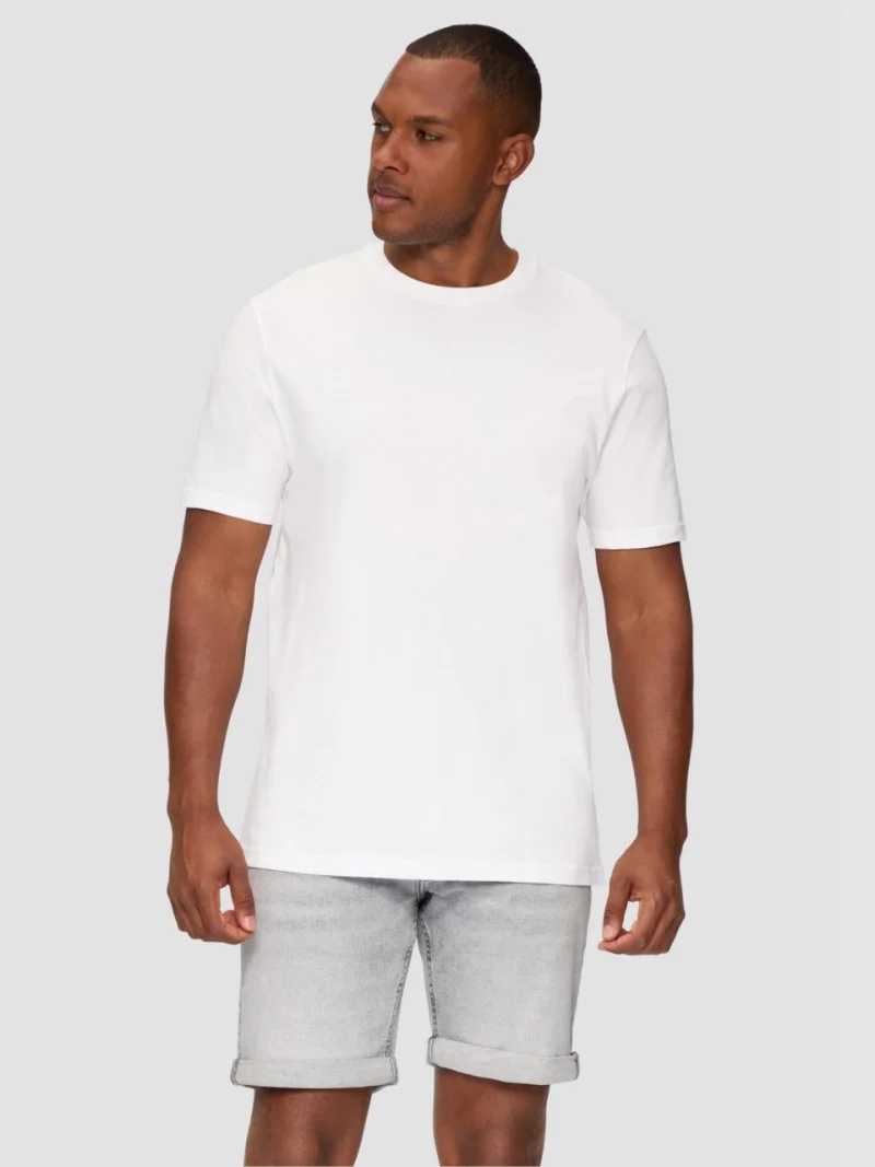 Tricou barbati cu decolteu la baza gatului si croiala Regular fit, Alb (SELECTATI MARIMEA: S)