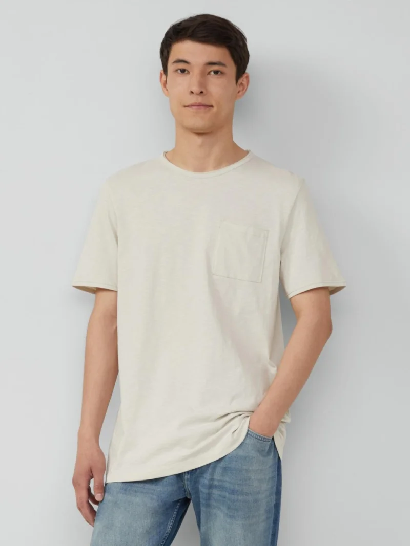 s.Oliver Tricou barbati cu croiala Regular Fit, buzunar la piept, Crem (SELECTATI MARIMEA: S)