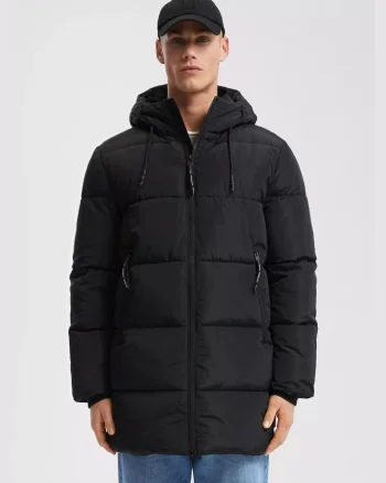 Q/S by s.Oliver Geaca Parka barbati cu gluga si croiala Regular fit, Negru (SELECTATI MARIMEA: 2XL)