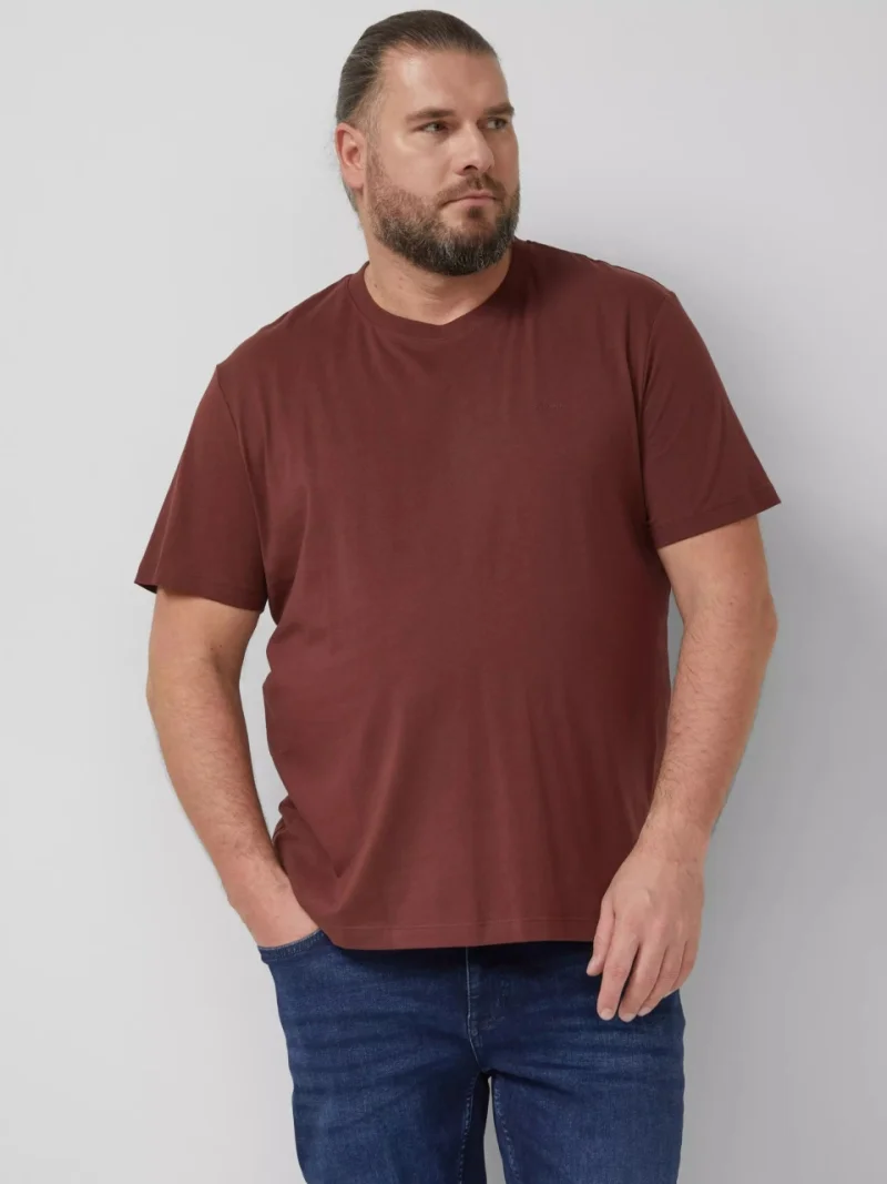 s.Oliver Big Sizes Tricou barbati big sizes cu decolteu la baza gatului, 100% bumbac, Bordeaux (SELECTATI MARIMEA: 5XL)