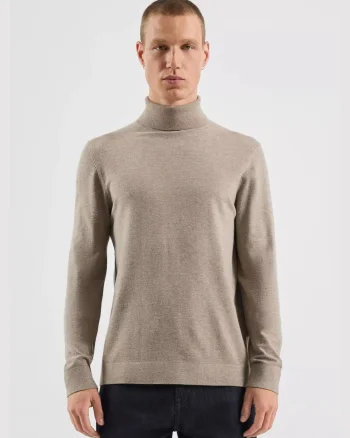 Q/S by s.Oliver Pulover tricotat barbati, cu guler inalt, croiala Regular fit, Maro (SELECTATI MARIMEA: XL)