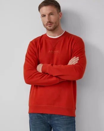 s.Oliver Bluza barbati cu decolteu la baza gatului, logo, Regular Fit, Rosu caramiziu (SELECTATI MARIMEA: S)