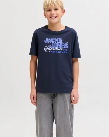 Jack & Jones Tricou baieti, Regular fit la baza gatului cu imprimeu text, Bleumarin inchis (SELECTATI MARIMEA: 128 cm)