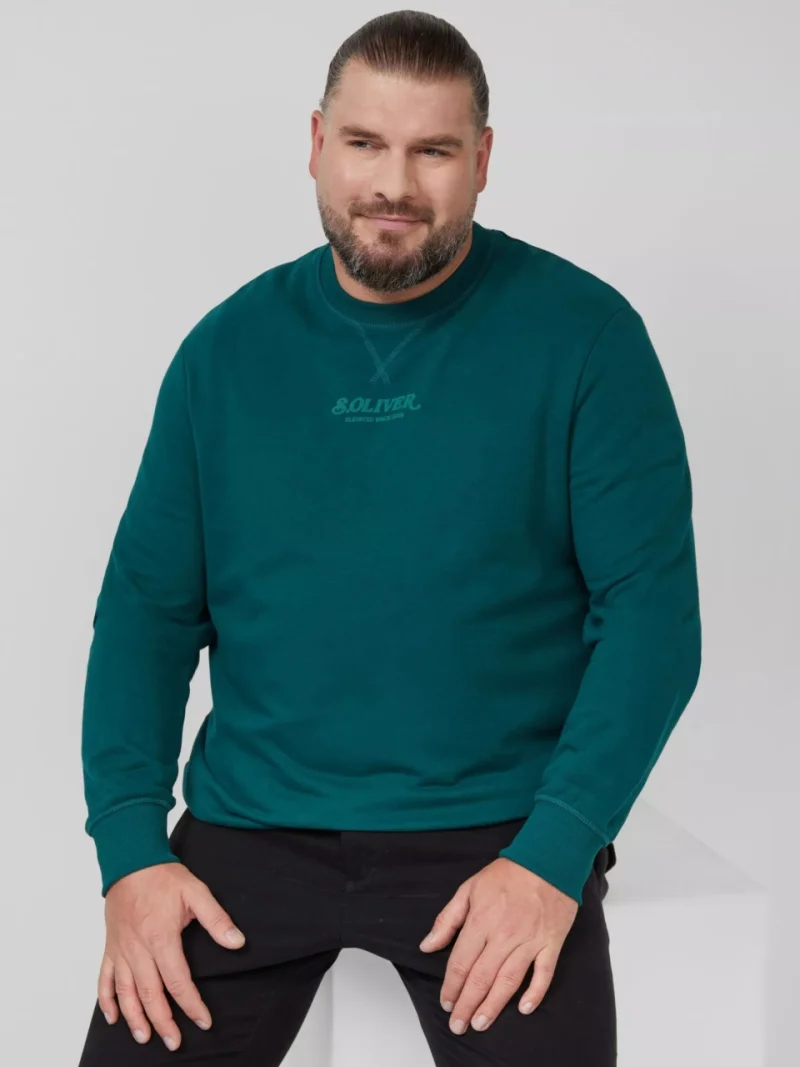s.Oliver Big Sizes Bluza barbati big sizes cu decolteu la baza gatului, logo, Regular Fit, Verde inchis (SELECTATI MARIMEA: 2XL)