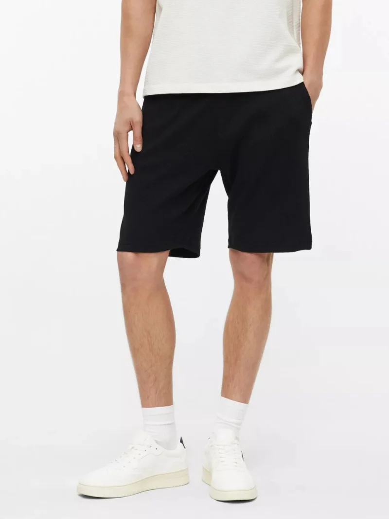 s.Oliver Pantaloni scurti barbati, din amestec de bumbac, cu talie medie, Relaxed fit, Detroit, Negru (SELECTATI MARIMEA: M)