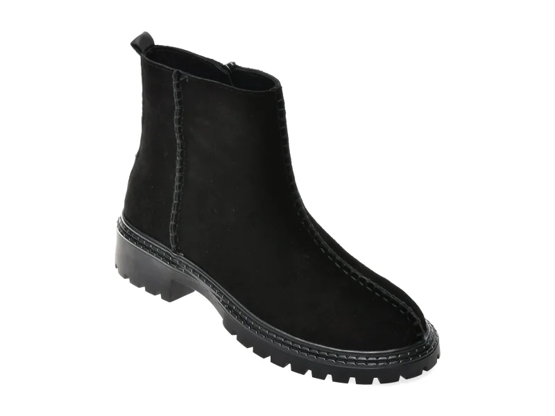 Ghete EPICA negre, 42467, din piele intoarsa