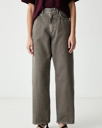 La Mania  blugi relaxed fit pentru femei UMI