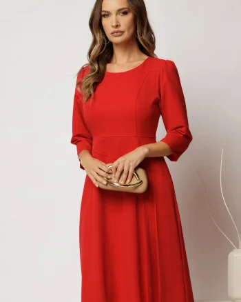 Rochie midi rosie cu pliuri pe fusta si croi evazat