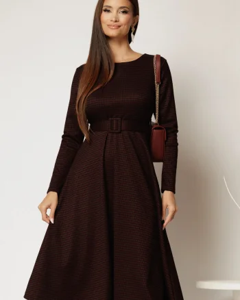Rochie midi de zi din tricot in carouri bordo