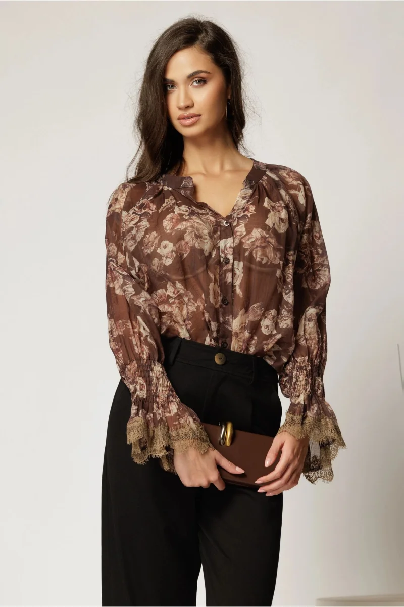 Bluza lejera maro cu imprimeuri cu inchidere cu nasturi cu adaos de tencel