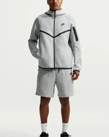 Nike Sportswear  hanorac cu fermoar și glugă pentru bărbați Tech Windrunner